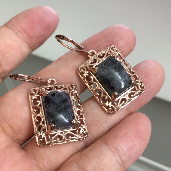 🖤Rosegold plated gemstone earrings - Picture 10 of 12